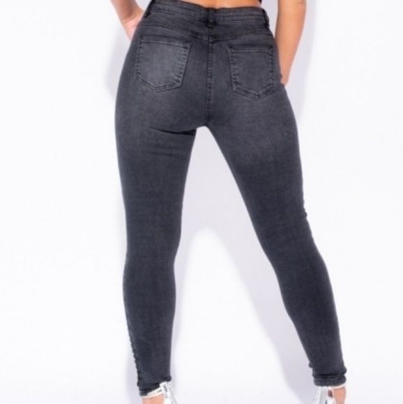 High Waisted Studded Jeans - Picture 5 of 7